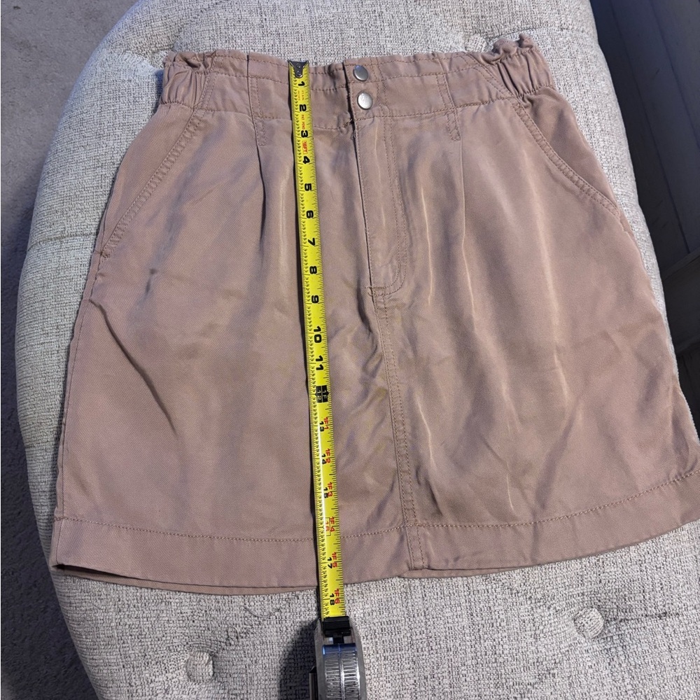 LOFT Tan Mini Skirt - Picture 3 of 7